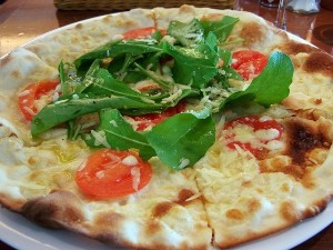 Esta receta de pizza light no es solo para los que están de dieta. Pizza light